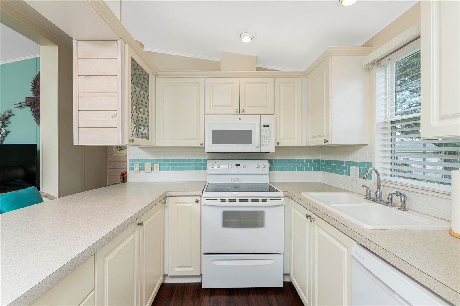 50 Crown Point Drive, Nokomis, FL 34275