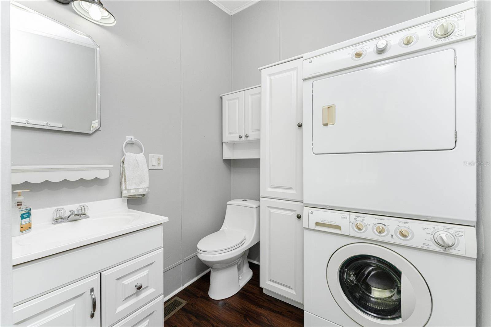 50 Crown Point Drive, Nokomis, FL 34275