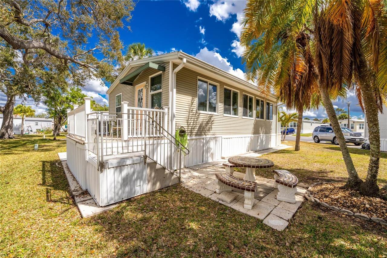 50 Crown Point Drive, Nokomis, FL 34275