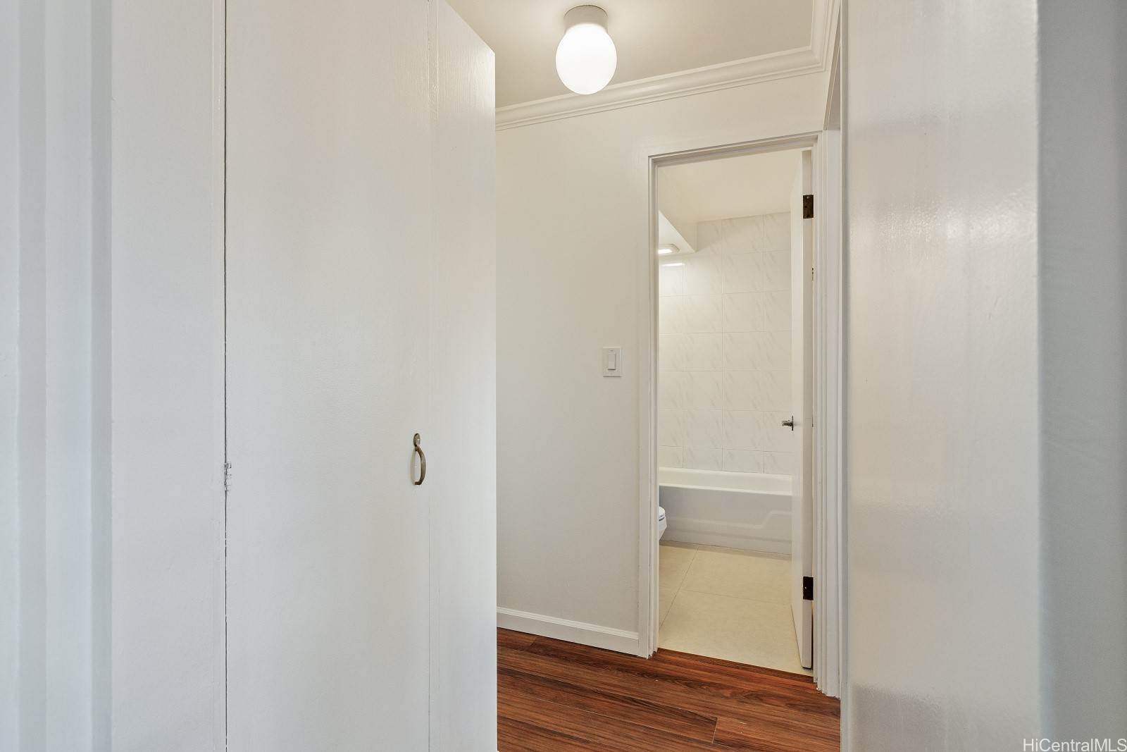 1427 Alexander Street, #207, Honolulu, HI 96822