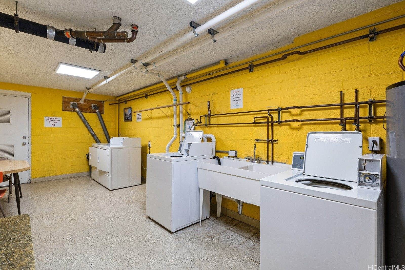 1427 Alexander Street, #207, Honolulu, HI 96822