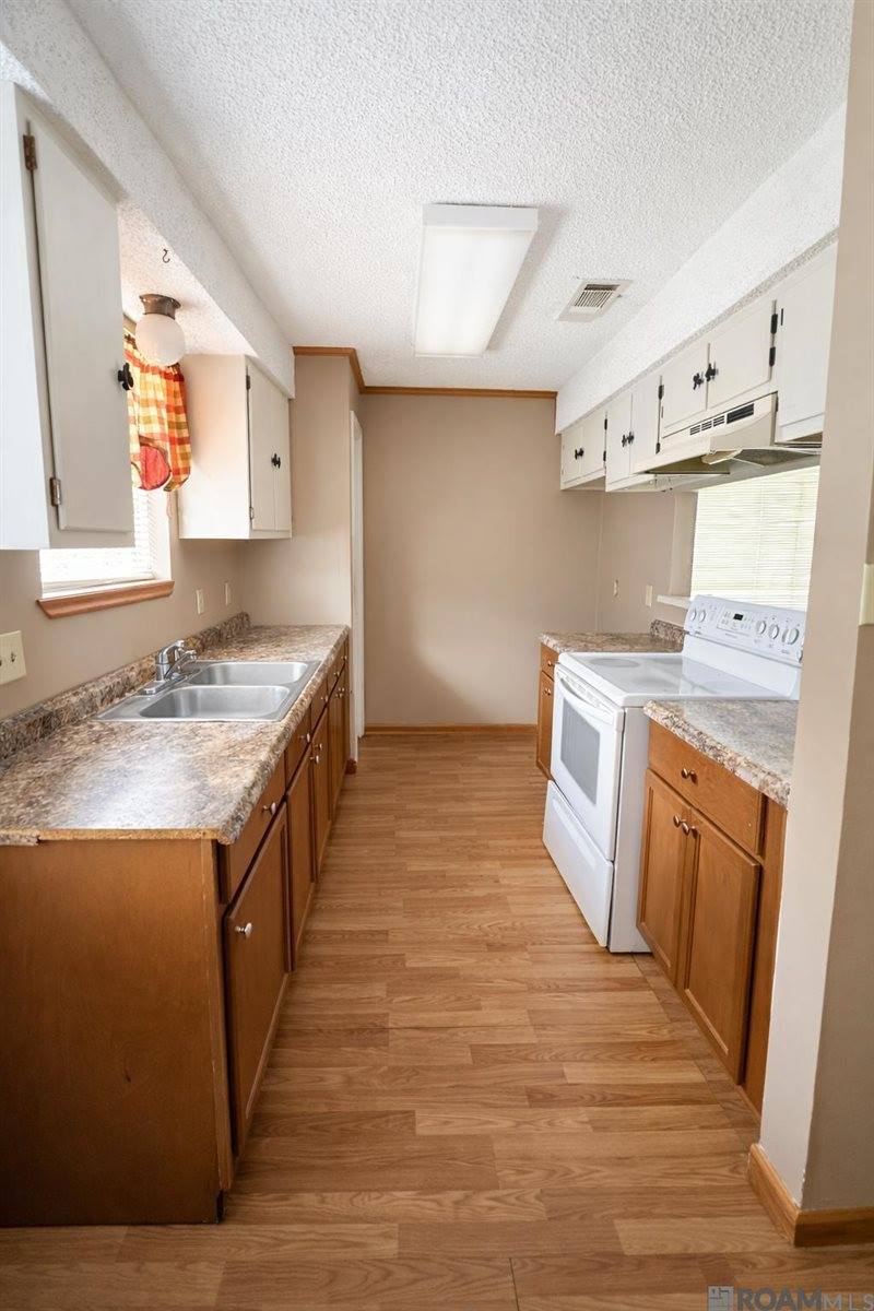 1735 Boulevard De Province, #A, Baton Rouge, LA 70816