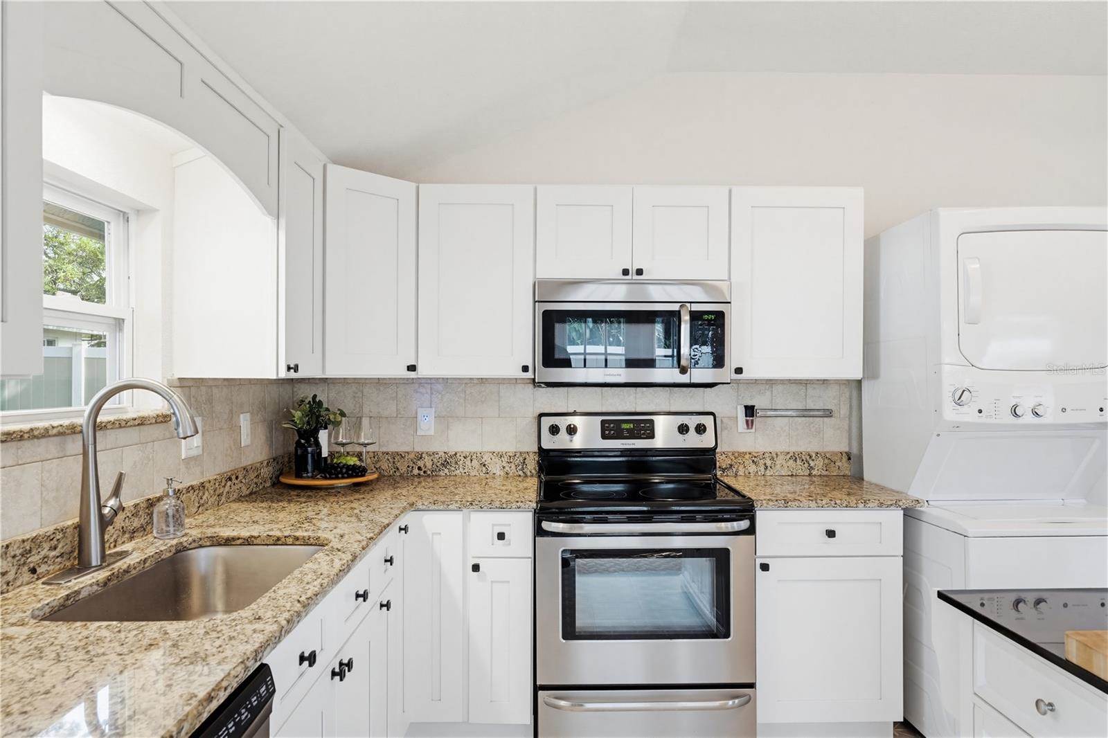 1220 Orange Avenue, Dunedin, FL 34698