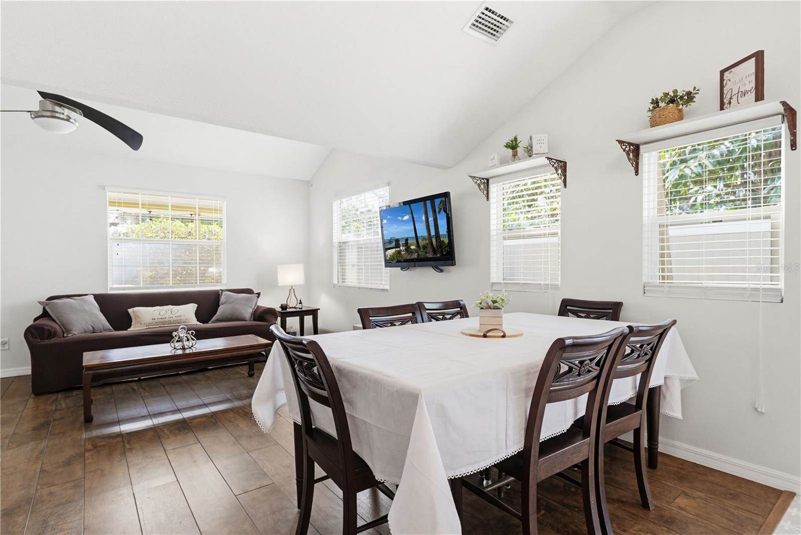 1220 Orange Avenue, Dunedin, FL 34698