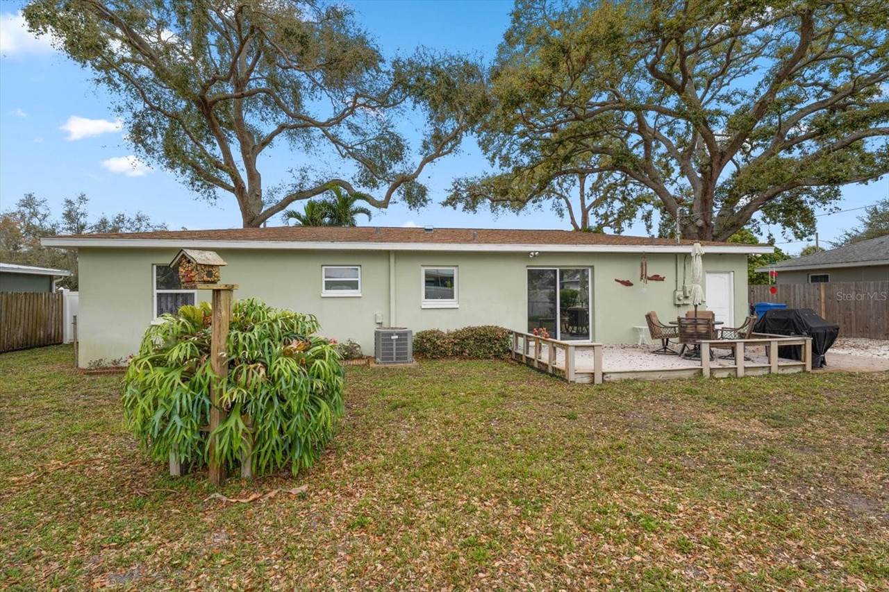 1339 Russell Drive North, Saint Petersburg, FL 33710