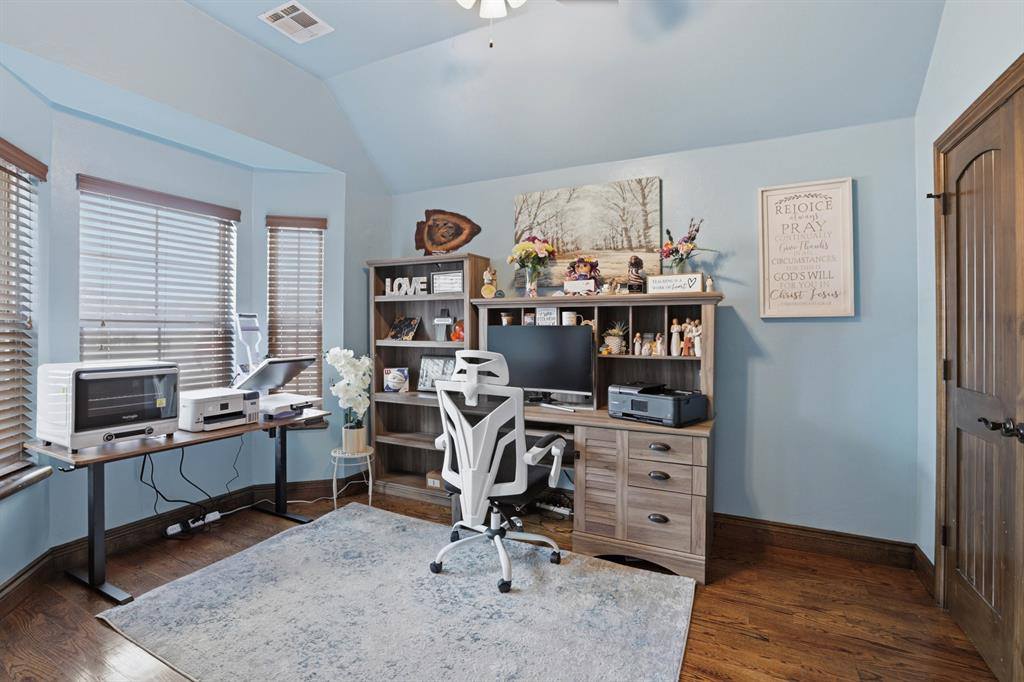 10904 SW 19th Street, Yukon, OK 73099