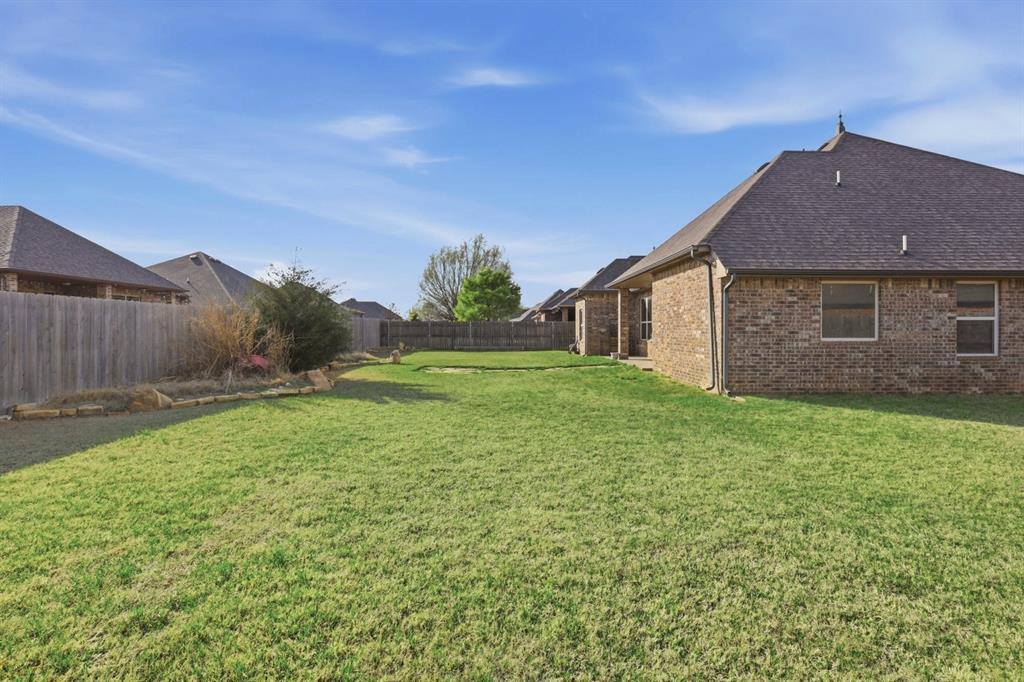 10904 SW 19th Street, Yukon, OK 73099