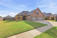 10904 SW 19th Street, Yukon, OK 73099