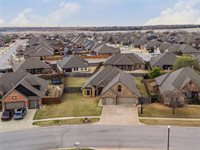 10904 SW 19th Street, Yukon, OK 73099