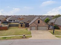 10904 SW 19th Street, Yukon, OK 73099