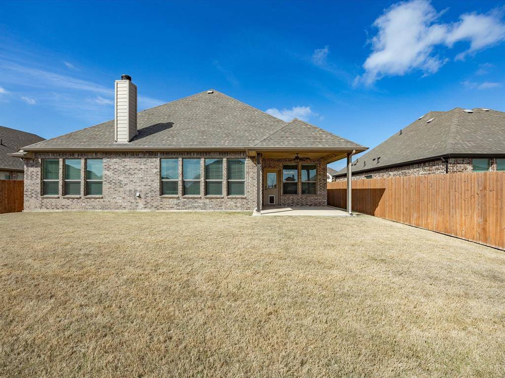 738 Larkspur Lane, Midlothian, TX 76065