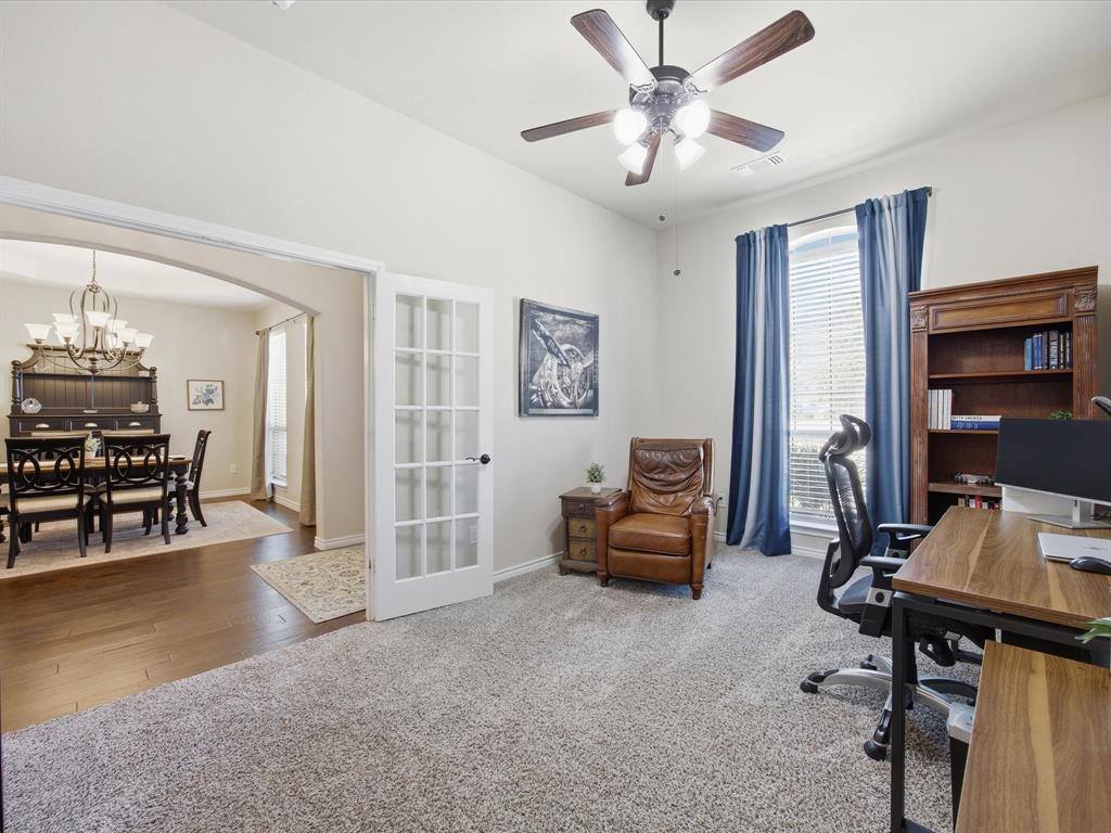 738 Larkspur Lane, Midlothian, TX 76065