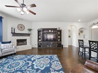 738 Larkspur Lane, Midlothian, TX 76065
