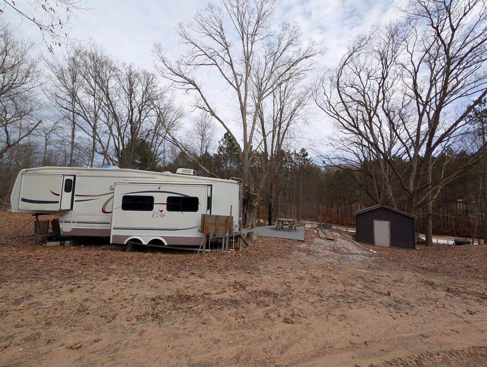 6557 South Woods Trail Road, Custer, MI 49405