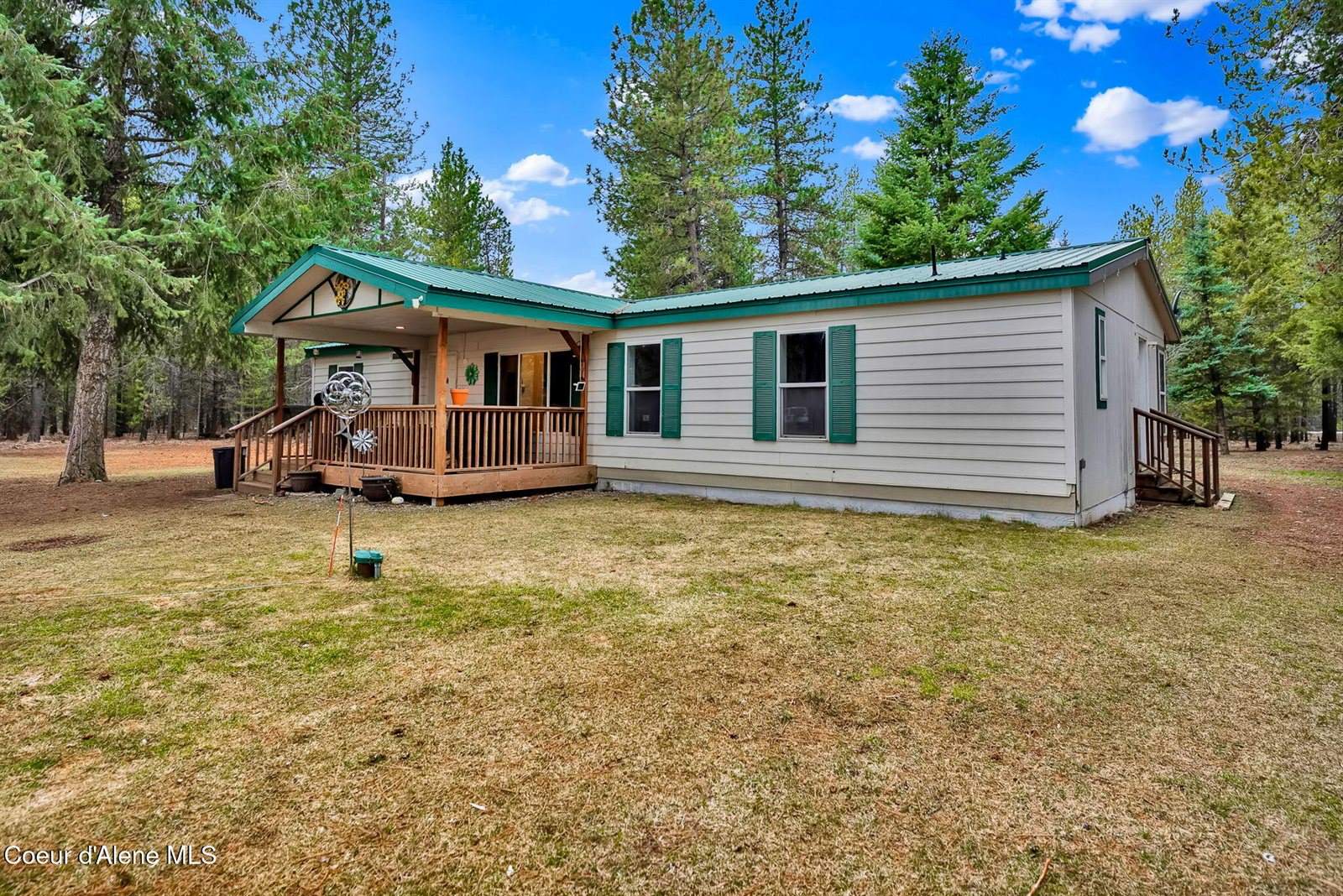 2489 Clagstone Rd, Spirit Lake, ID 83869