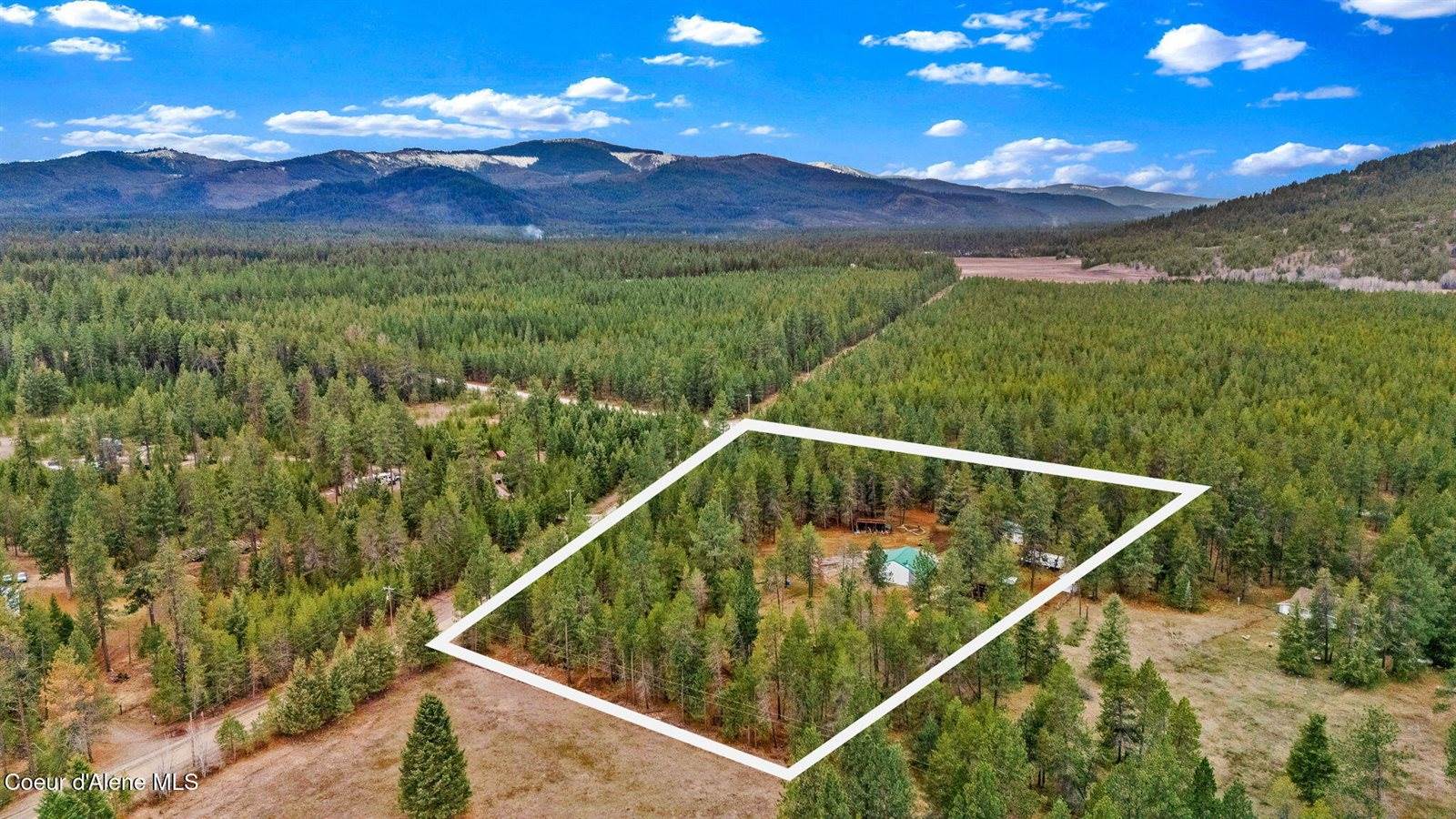 2489 Clagstone Rd, Spirit Lake, ID 83869