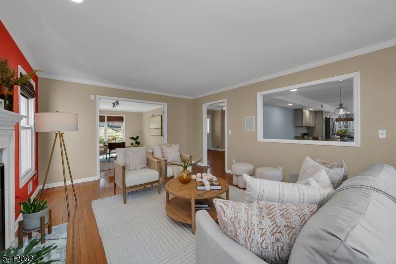 49 Heritage Ct, Randolph Township, NJ 07869