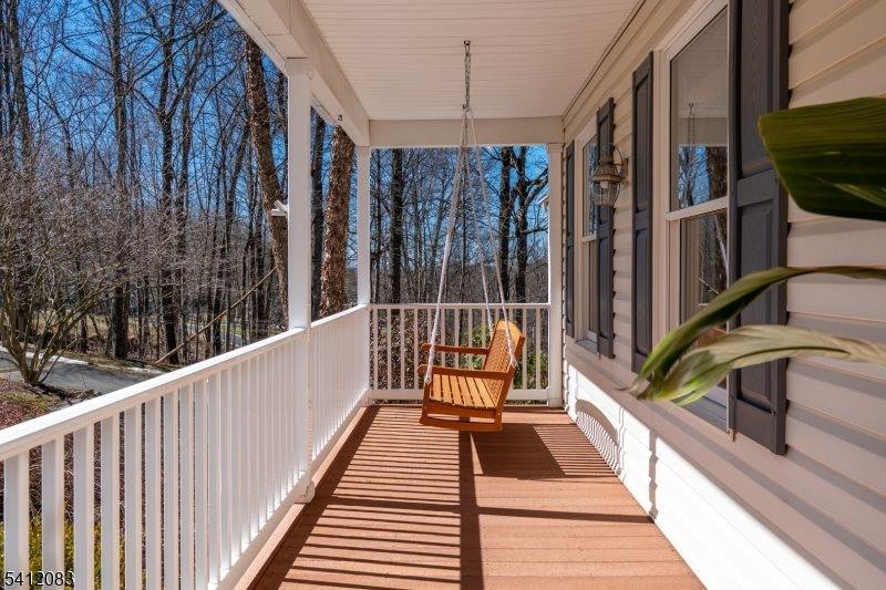 49 Heritage Ct, Randolph Township, NJ 07869