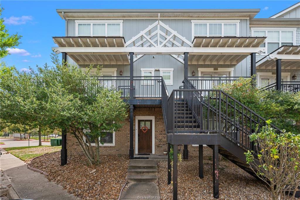 1725 Harvey Mitchell Parkway, College Station, TX 77840