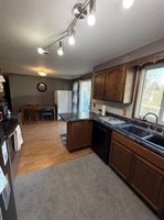 503 W Dakota St, Jefferson, SD 57038