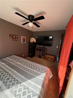 503 W Dakota St, Jefferson, SD 57038