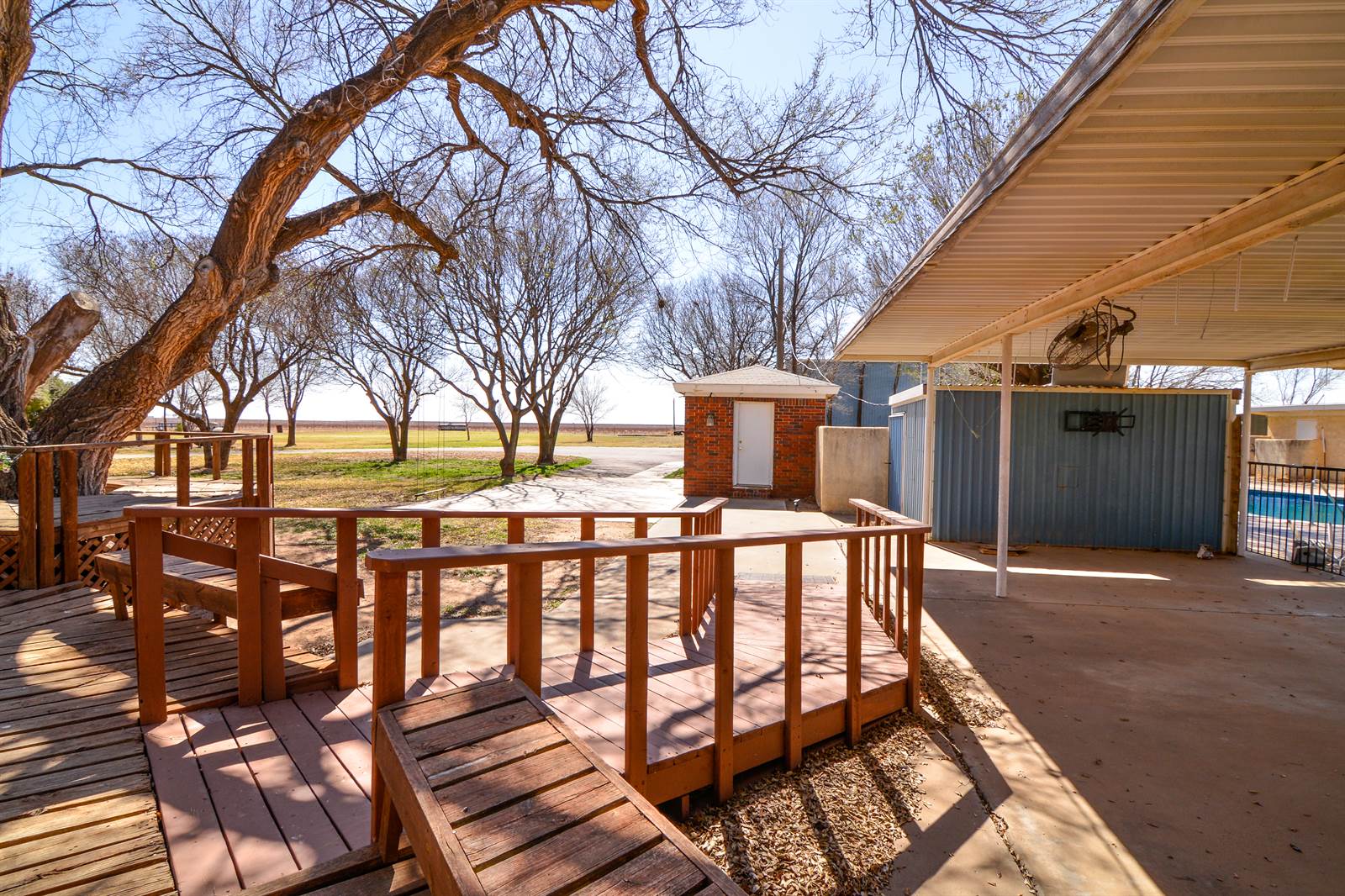 2511 FM 211, Wilson, TX 79381