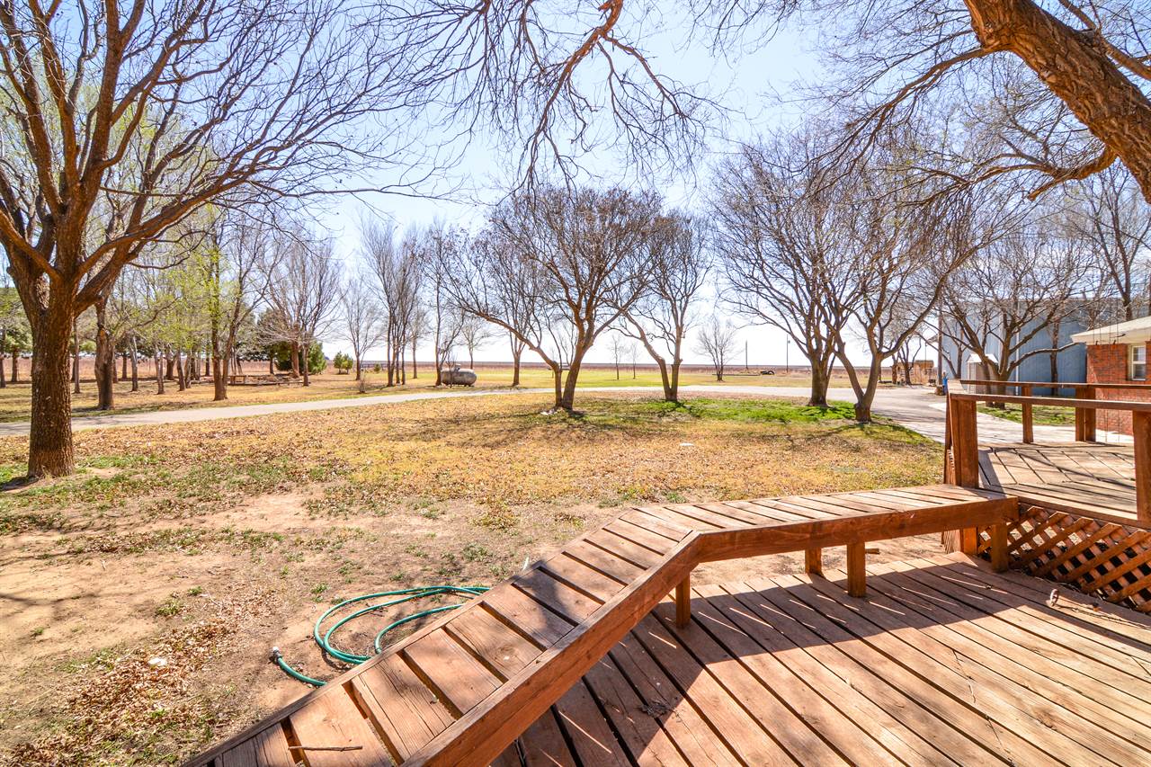 2511 FM 211, Wilson, TX 79381