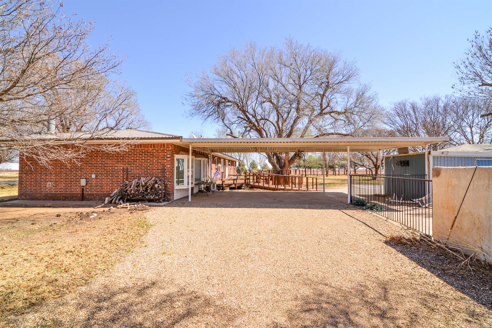 2511 FM 211, Wilson, TX 79381