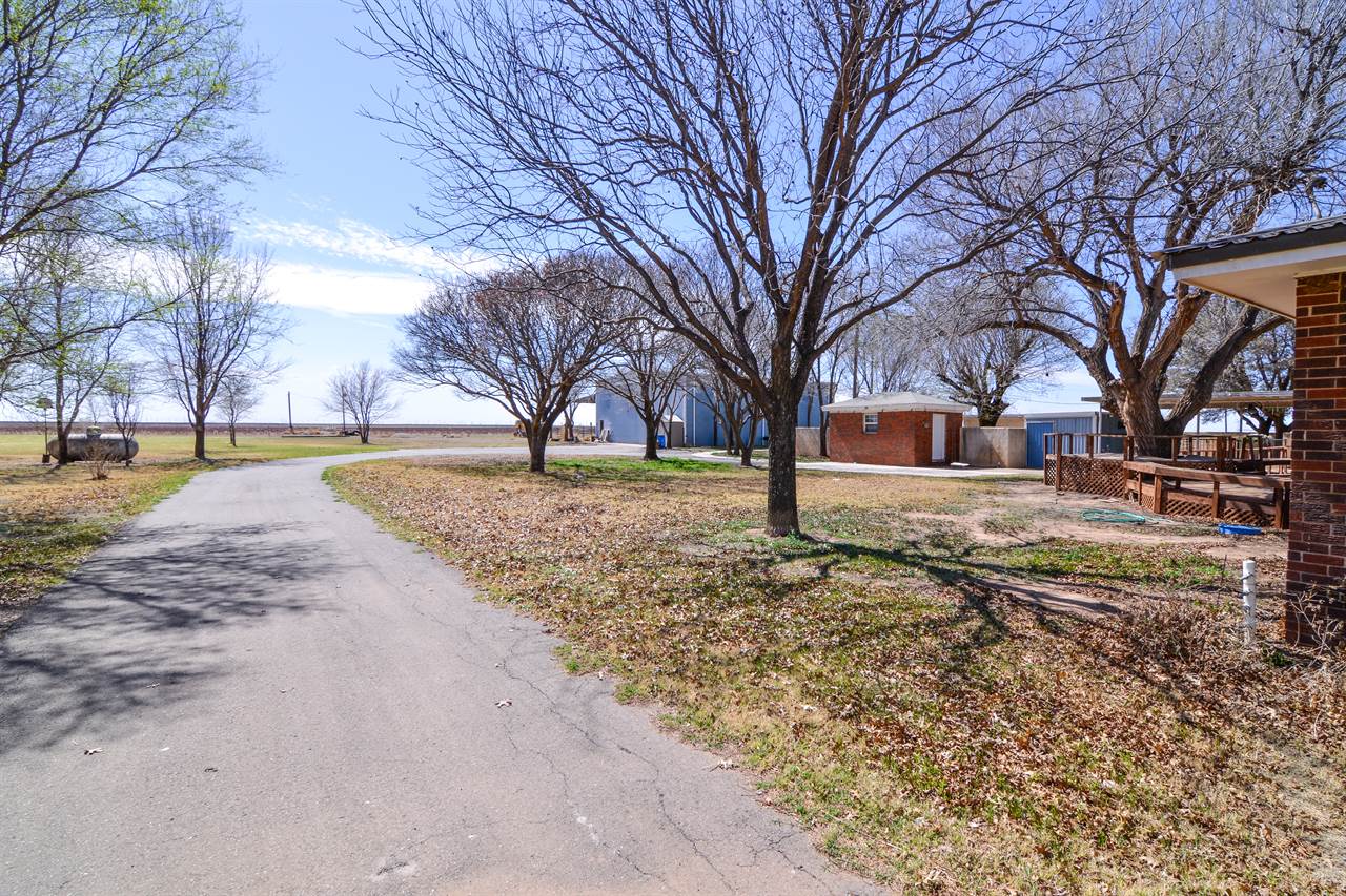 2511 FM 211, Wilson, TX 79381