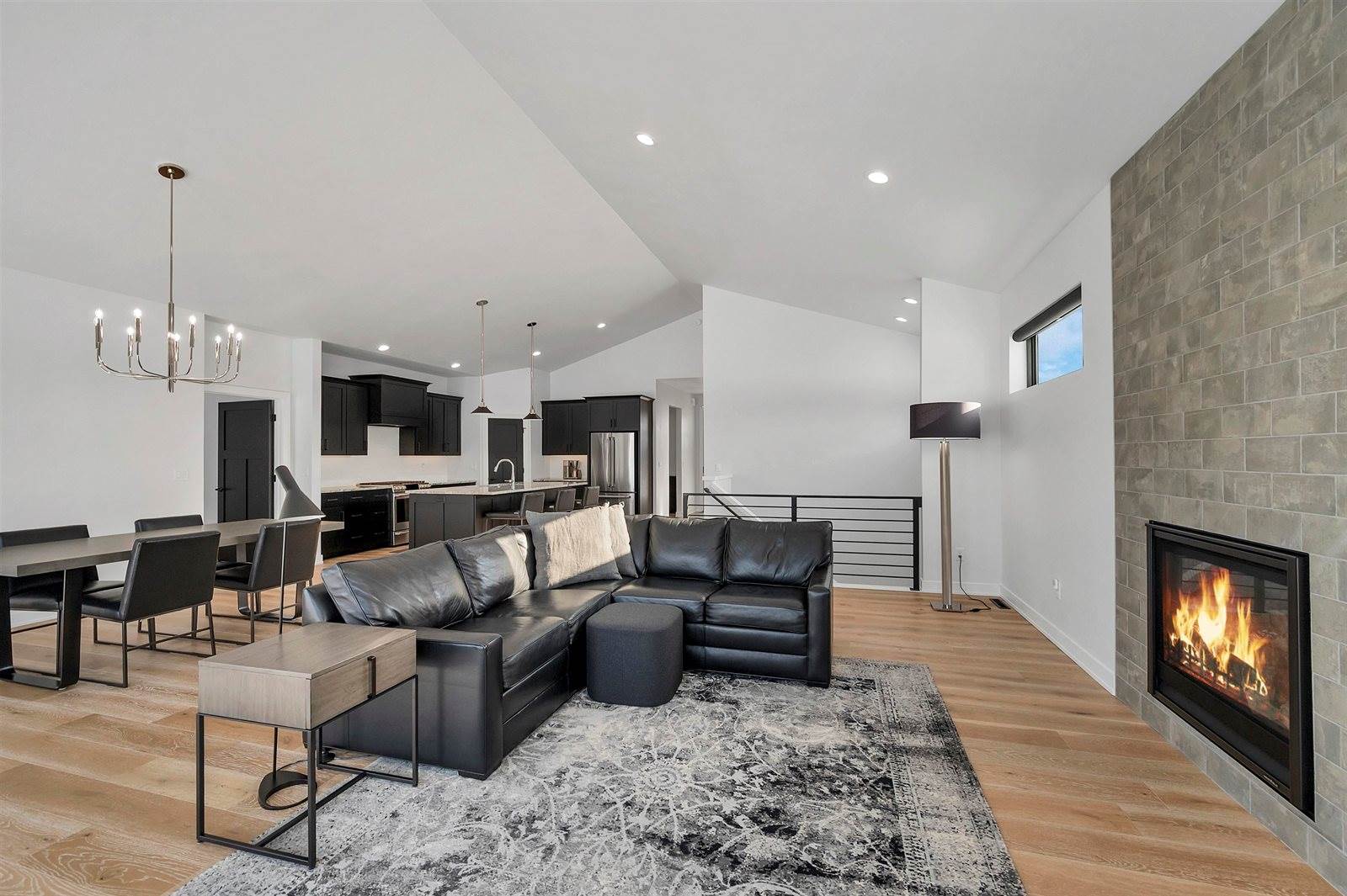 396 Aldon Circle, Green Bay, WI 54304