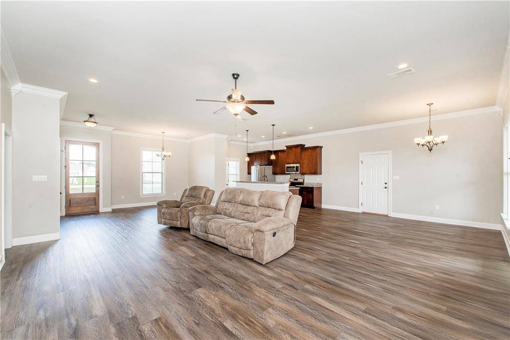 18382 Red Wolf Trail, Loranger, LA 70446