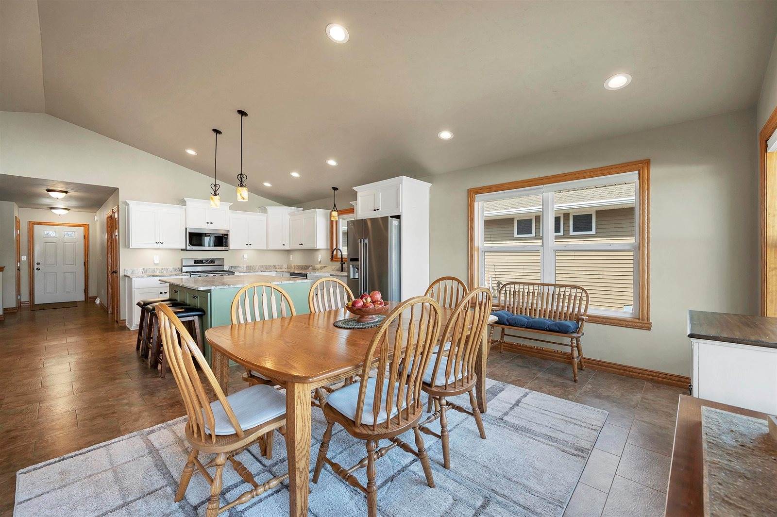 3865 Meunier Lane, Green Bay, WI 54311