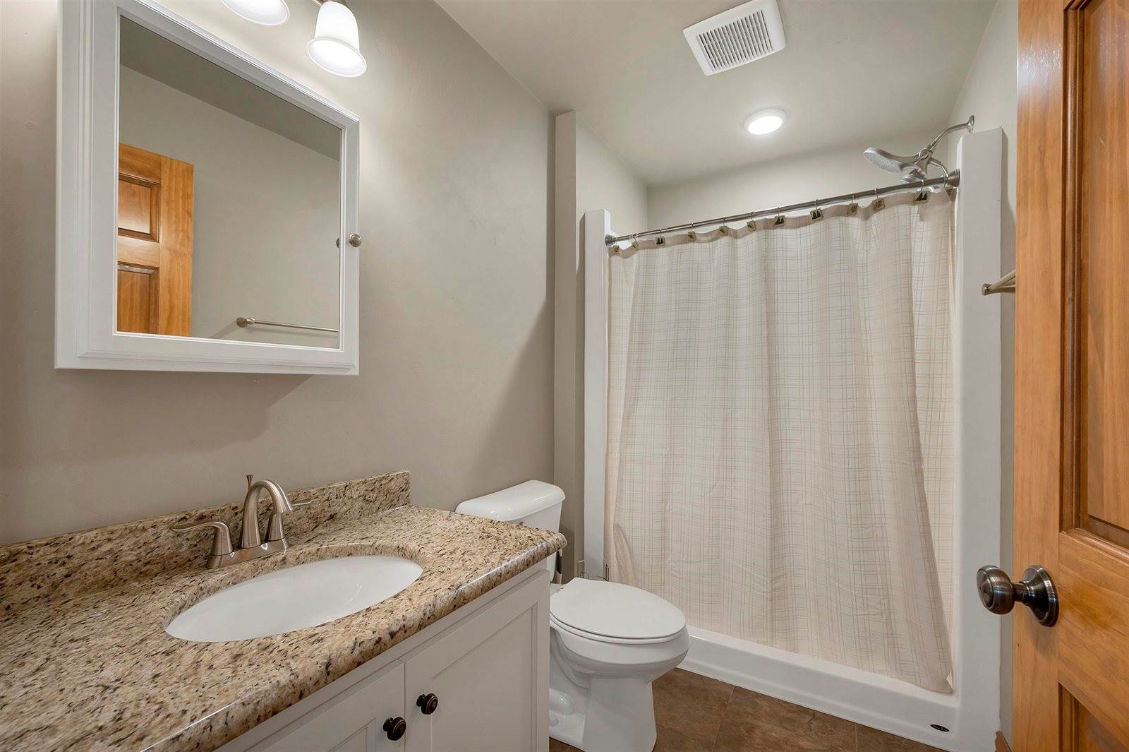 3865 Meunier Lane, Green Bay, WI 54311