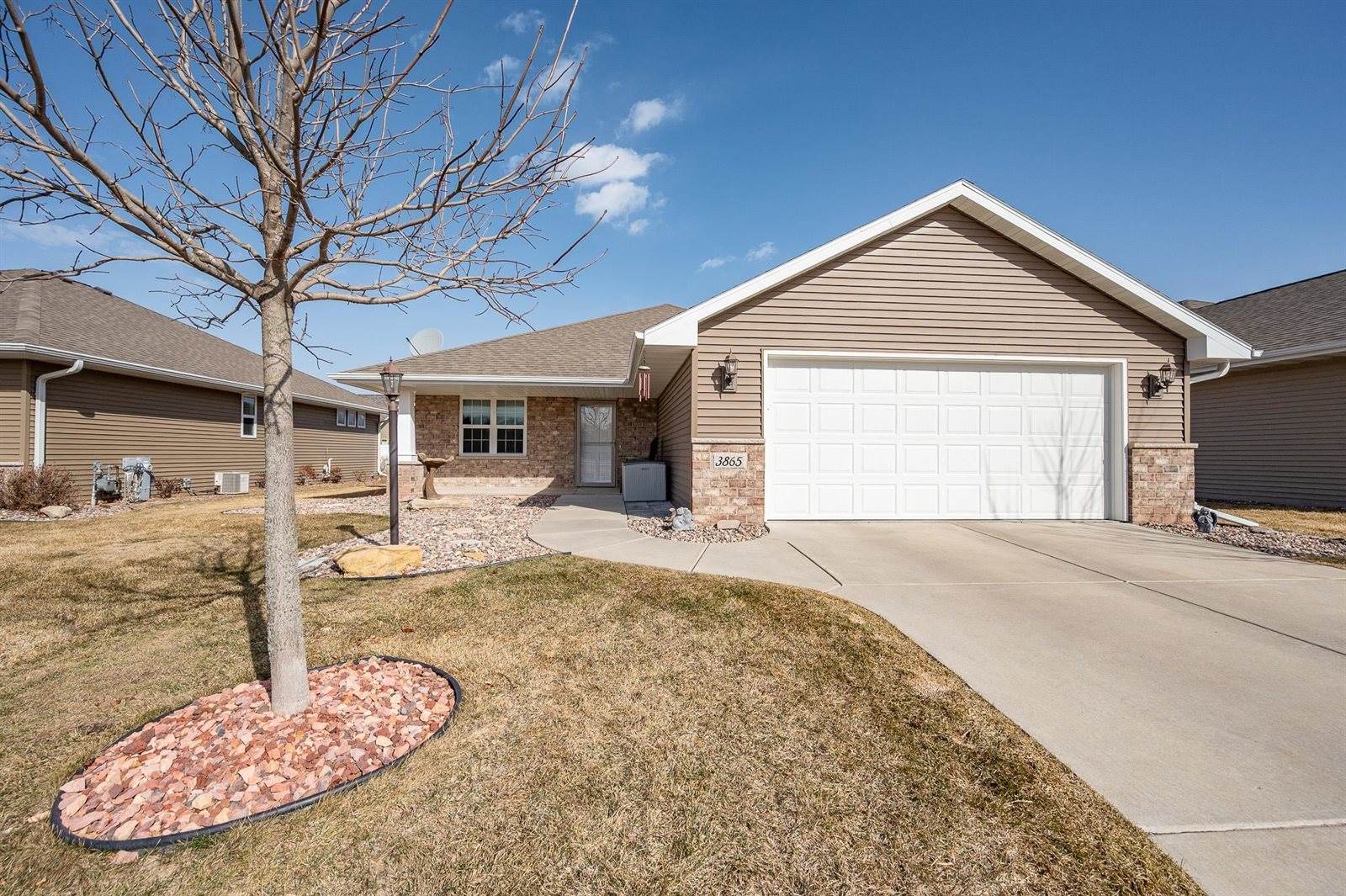 3865 Meunier Lane, Green Bay, WI 54311