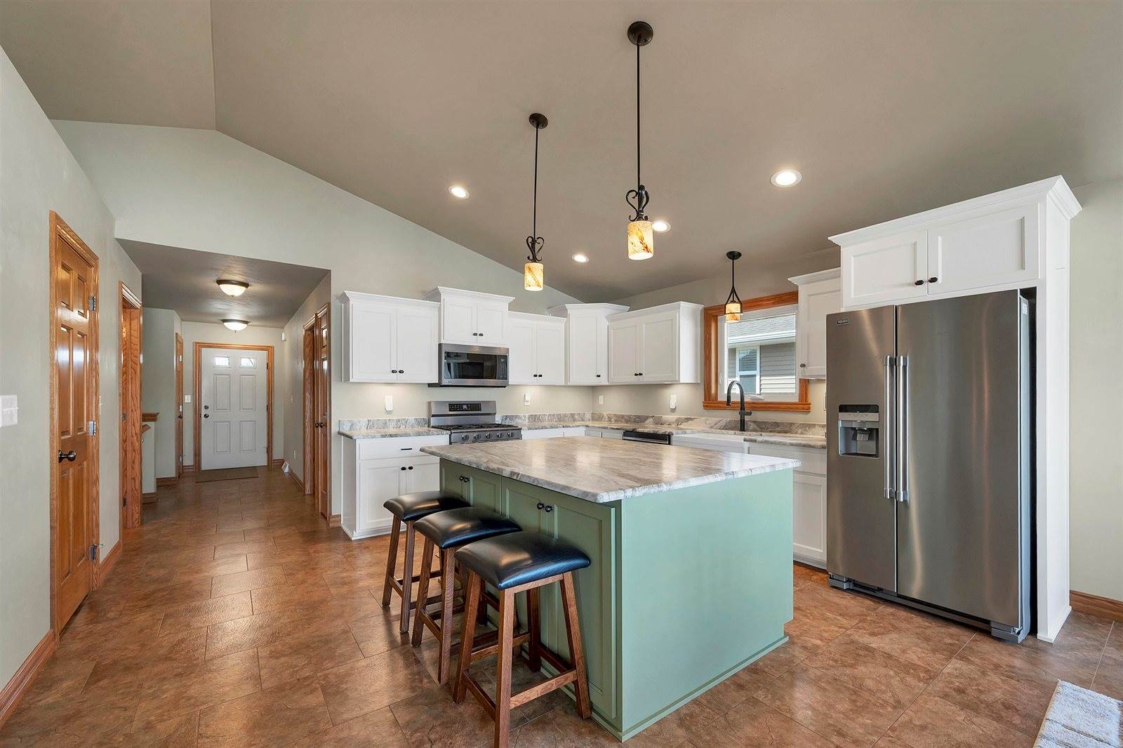 3865 Meunier Lane, Green Bay, WI 54311