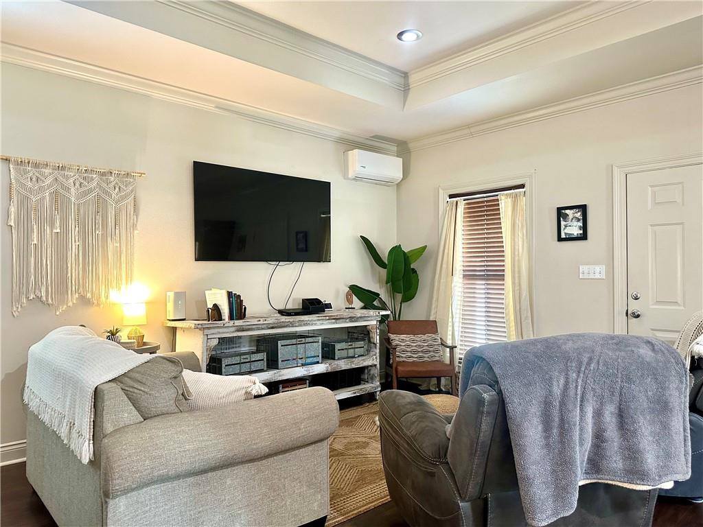 29748 Clinton Threeton Drive, Albany, LA 70711