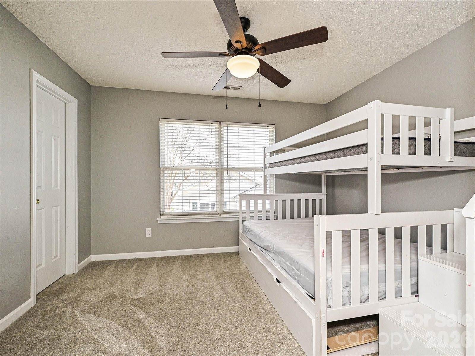 8627 Meadowmont View Drive, Charlotte, NC 28269