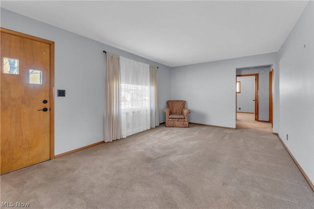 3185 Sunnybrooke Drive, Youngstown, OH 44511