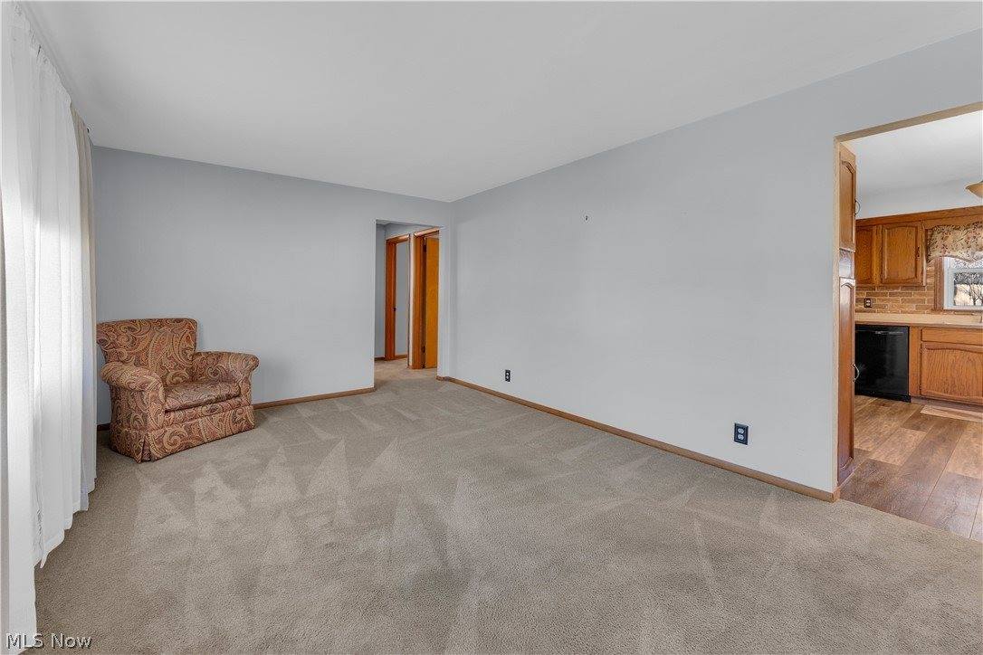 3185 Sunnybrooke Drive, Youngstown, OH 44511