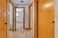 3185 Sunnybrooke Drive, Youngstown, OH 44511
