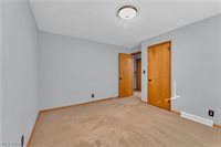 3185 Sunnybrooke Drive, Youngstown, OH 44511