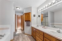 7206 South 157Th Street, Omaha, NE 68136