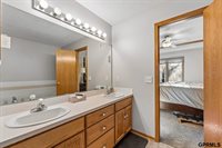 7206 South 157Th Street, Omaha, NE 68136