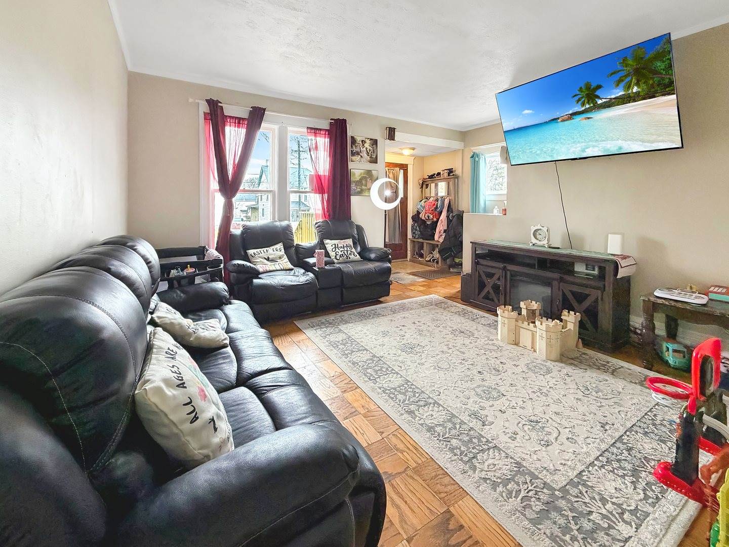 1607 South Highland Avenue, Freeport, IL 61032