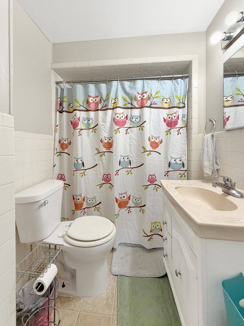 1607 South Highland Avenue, Freeport, IL 61032