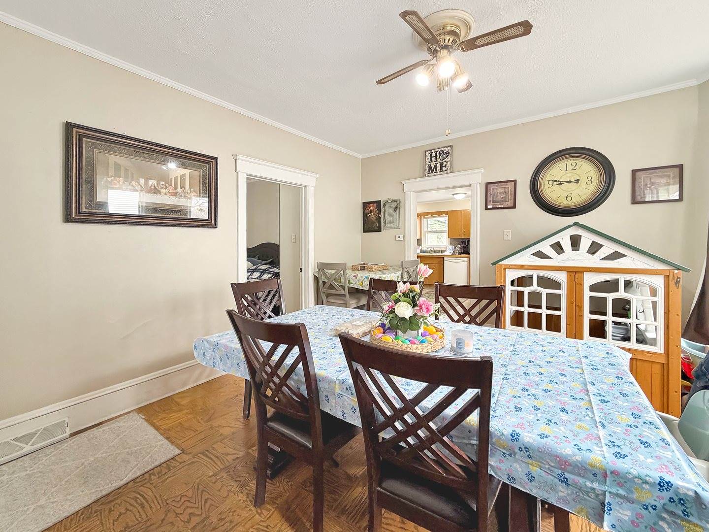 1607 South Highland Avenue, Freeport, IL 61032