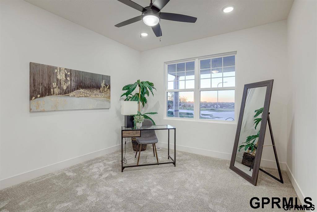 10209 South 180 Avenue Circle, Omaha, NE 68136