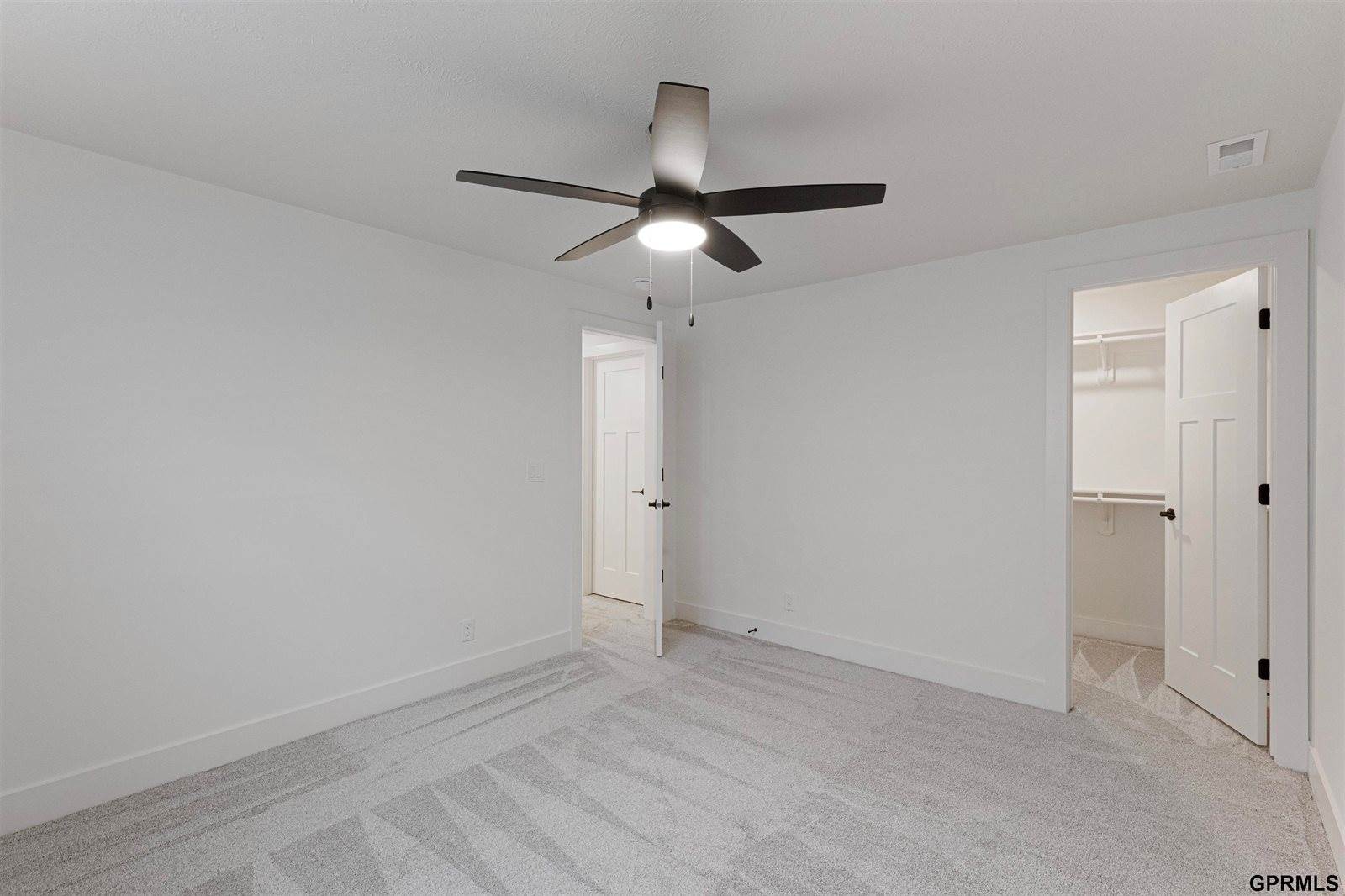 10209 South 180 Avenue Circle, Omaha, NE 68136