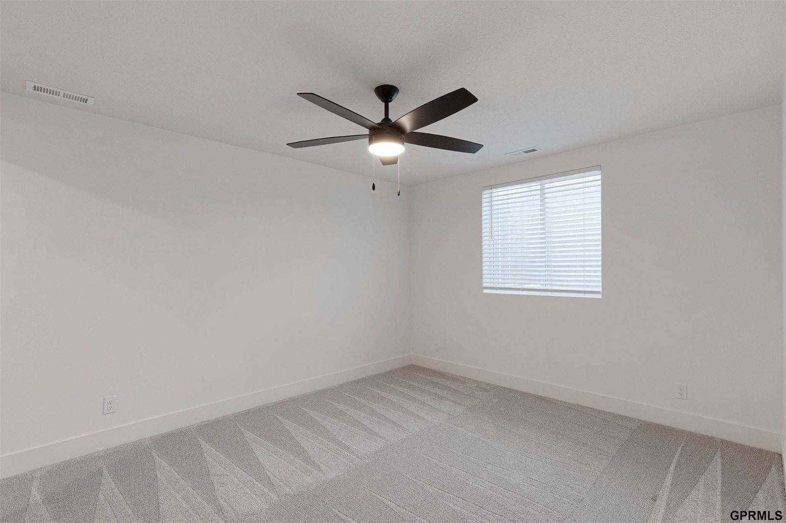 10209 South 180 Avenue Circle, Omaha, NE 68136