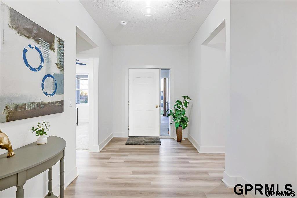 10209 South 180 Avenue Circle, Omaha, NE 68136